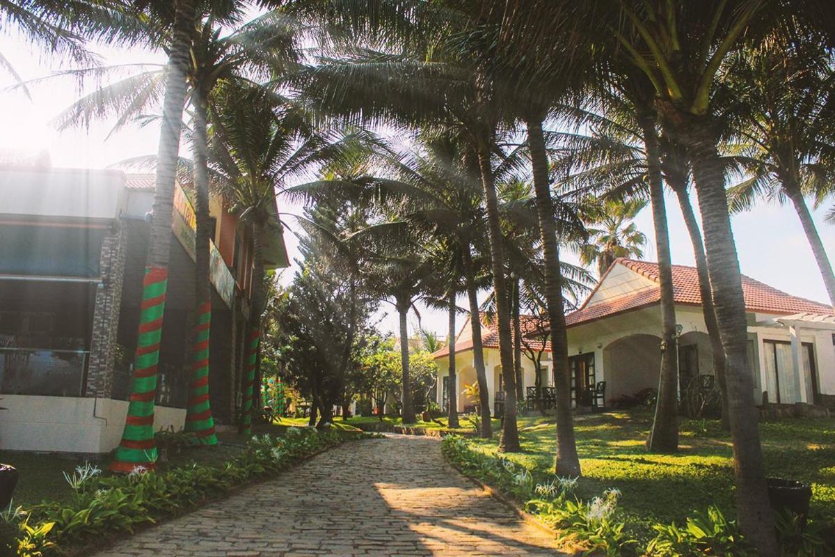 Malibu Resort Phan Thiet Exterior photo