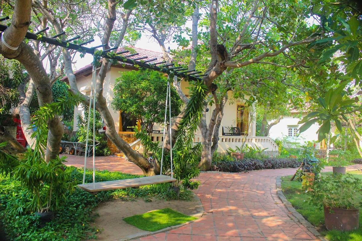 Malibu Resort Phan Thiet Exterior photo