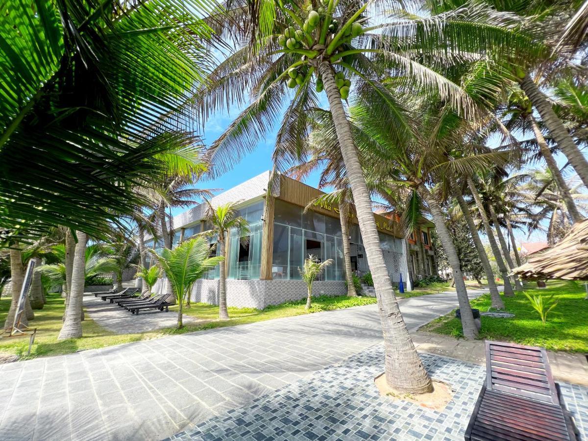 Malibu Resort Phan Thiet Exterior photo