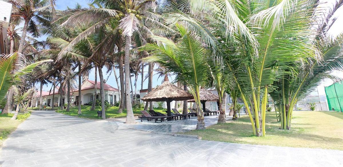 Malibu Resort Phan Thiet Exterior photo