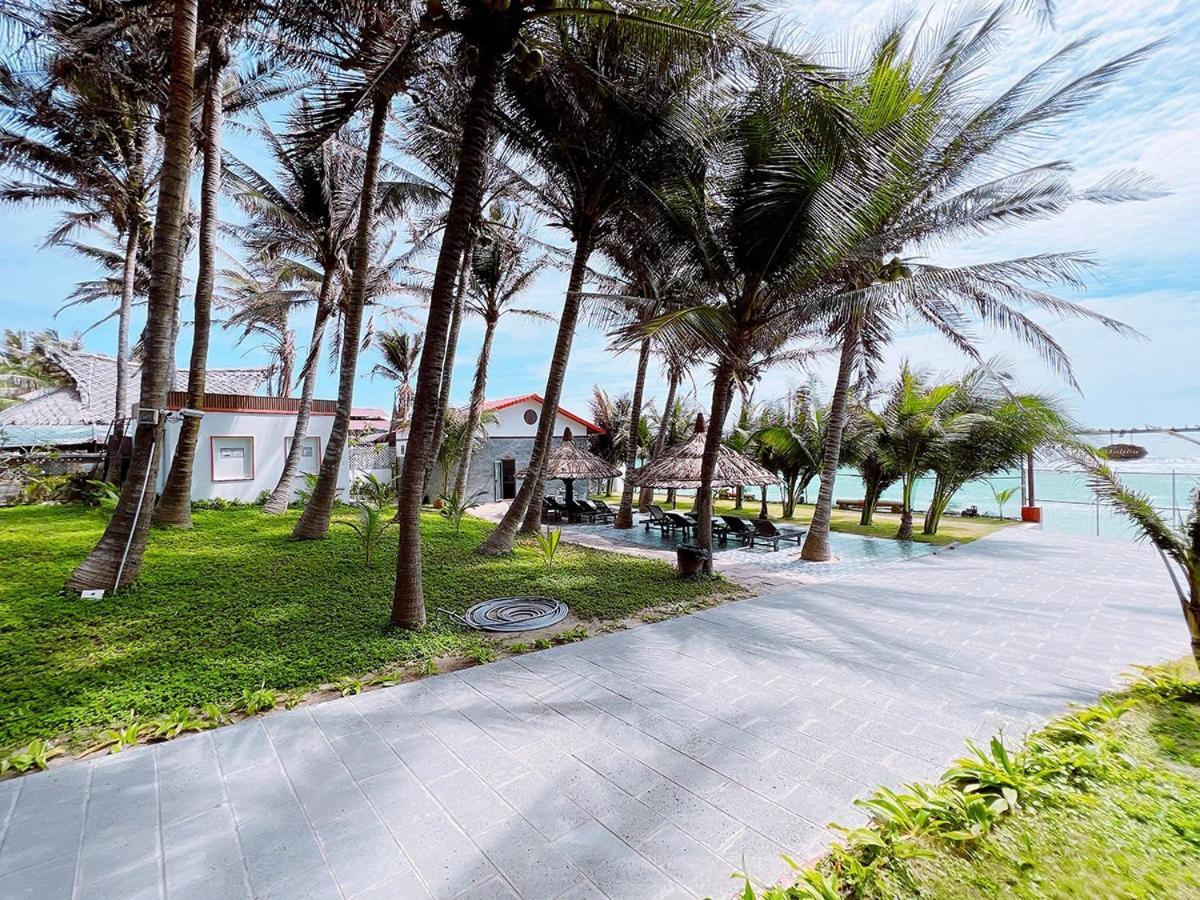 Malibu Resort Phan Thiet Exterior photo