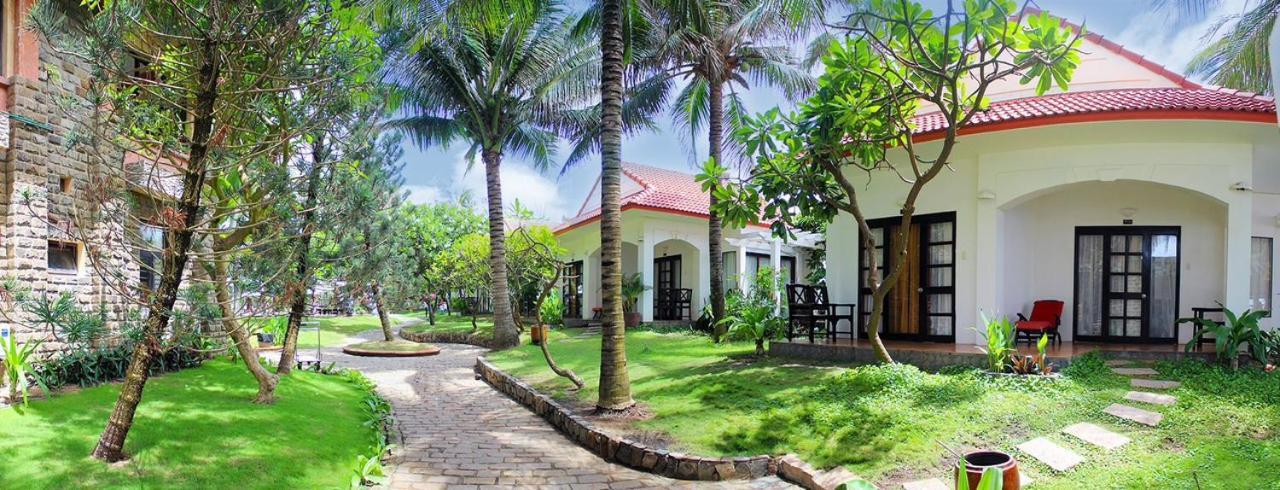 Malibu Resort Phan Thiet Exterior photo