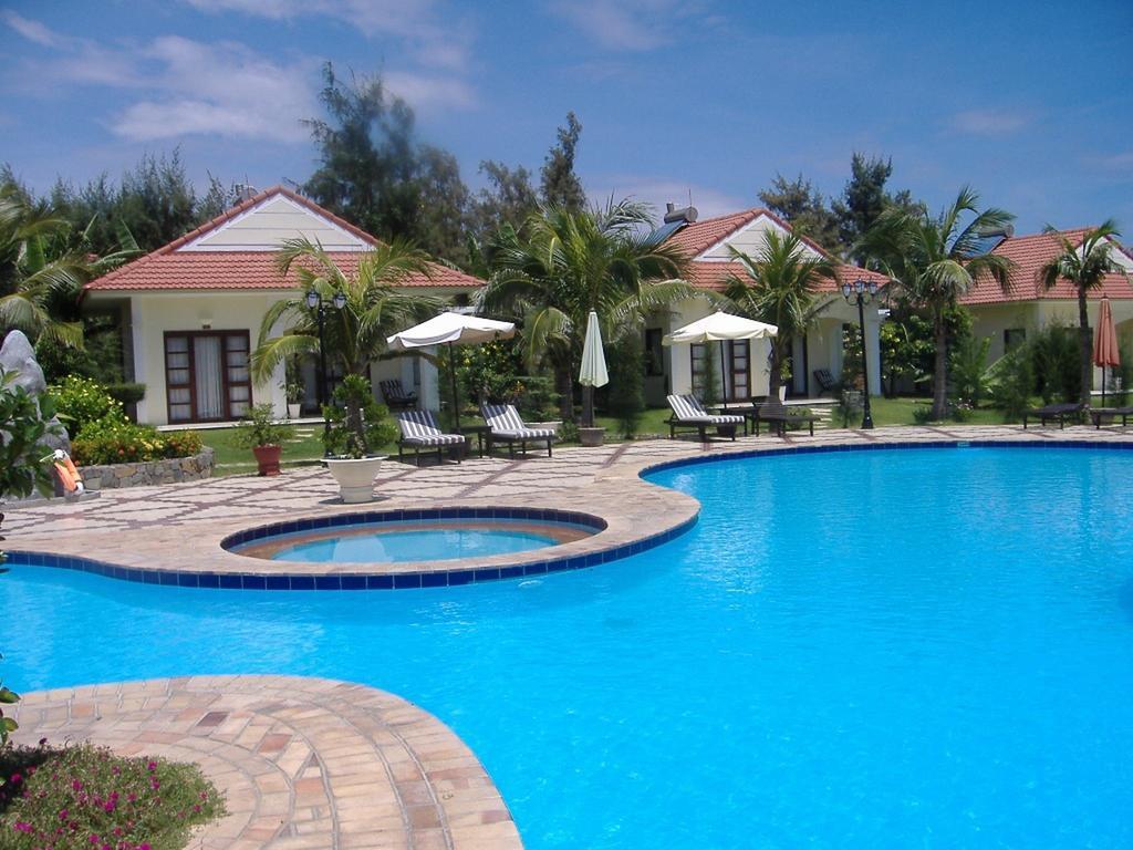 Malibu Resort Phan Thiet Exterior photo